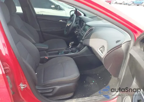 2019 Chevrolet Cruze Ls z USA, uszkodzony, nr VIN 1G1BC5SM1K7126853